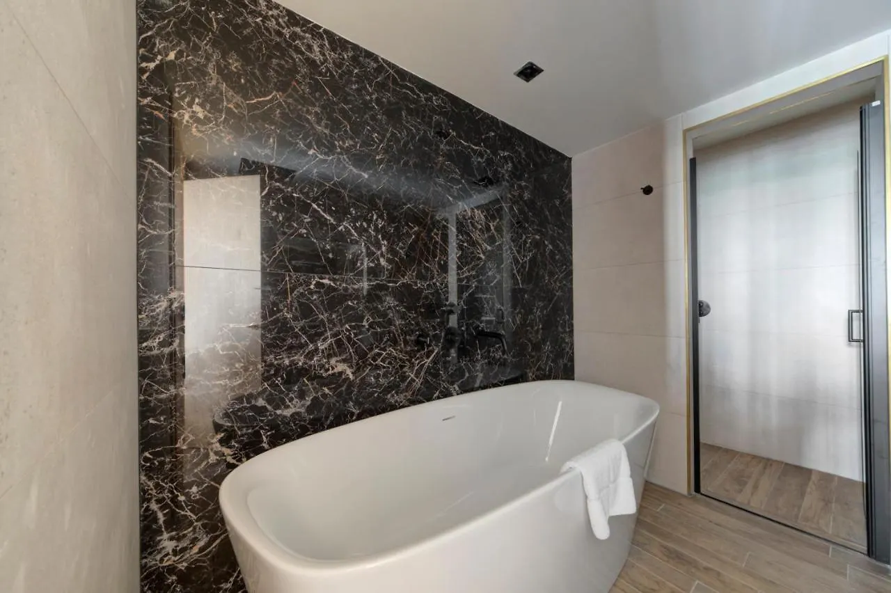 ****  Land'S End, Boutique Hotel Sliema Malta