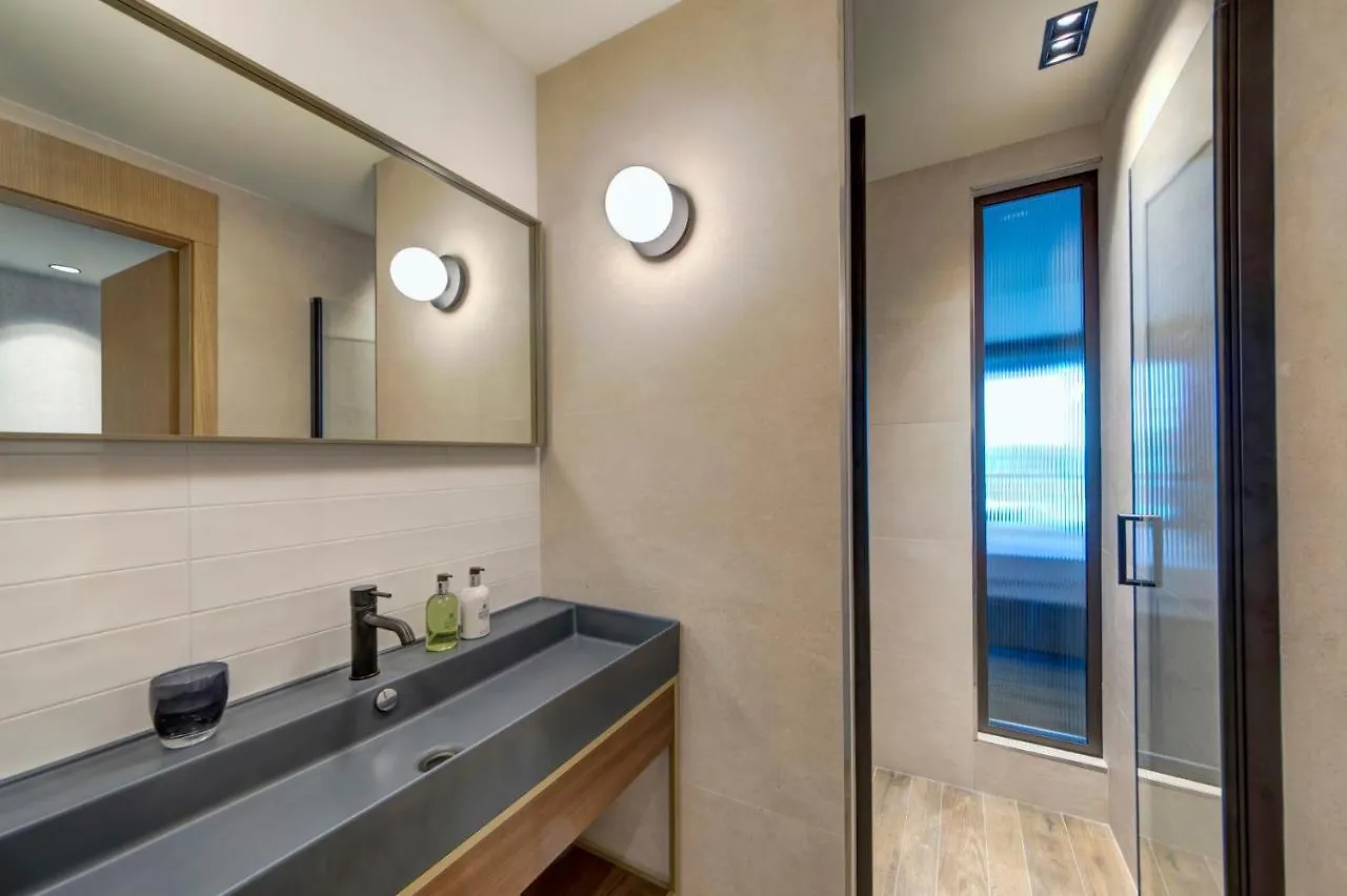 ****  Land'S End, Boutique Hotel Sliema Malta